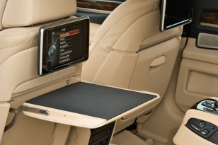 BMW 7-series 2012