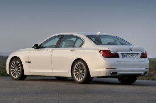 BMW 7-series 2012