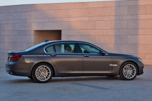 BMW 7-series 2012