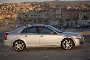 Cadillac BLS 2006 - 2009