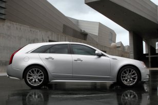 Cadillac CTS 2010