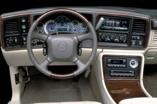 Cadillac Escalade 2005 - 2006