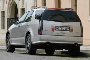 Cadillac SRX 2004 - 2009