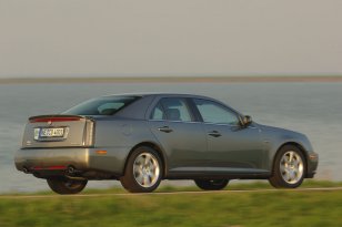 Cadillac STS 2005 - 2009