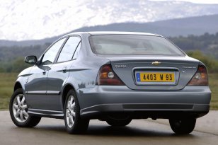 Chevrolet Evanda 2005 - 2006