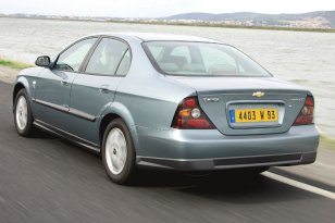 Chevrolet Evanda 2005 - 2006