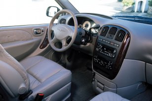 Chrysler Voyager 2001 - 2004