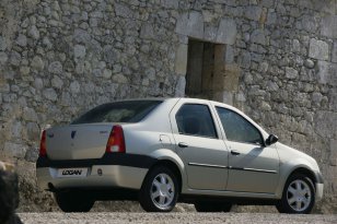 Dacia Logan 2005 - 2008