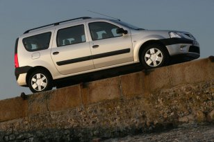 Dacia Logan 2007 - 2008