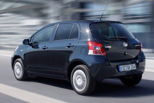 Daihatsu Charade 2011 - 2012