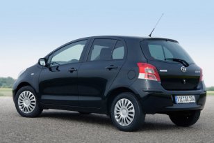 Daihatsu Charade 2011 - 2012