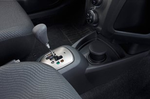 Daihatsu Charade 2011 - 2012