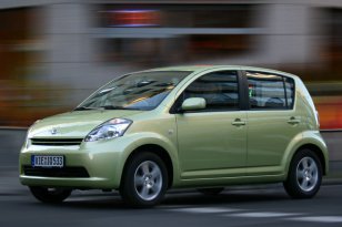 Daihatsu Sirion 2005 - 2012