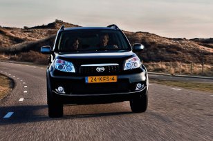 Daihatsu Terios 2010 - 2012