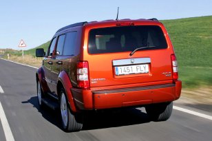 Dodge Nitro 2007 - 2010