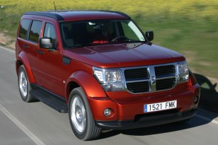 Dodge Nitro 2007 - 2010