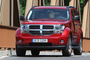 Dodge Nitro 2007 - 2010