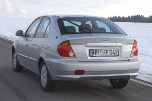 Hyundai Accent 2003 - 2006