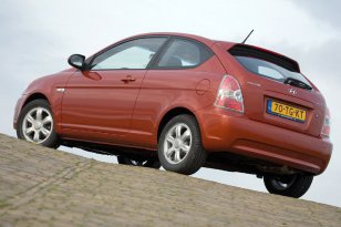 Hyundai Accent 2006 - 2009