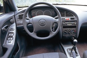 Hyundai Elantra 2000 - 2003