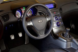 Hyundai Genesis 2010 - 2013