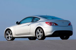 Hyundai Genesis 2010 - 2013