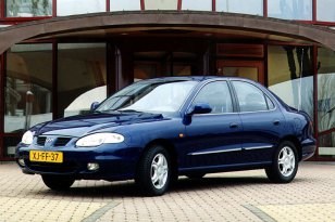 Hyundai Lantra 