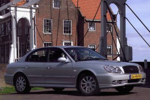Hyundai Sonata 2001 - 2005