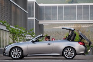 Infiniti G 2009 - 2013