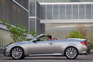 Infiniti G 2009 - 2013