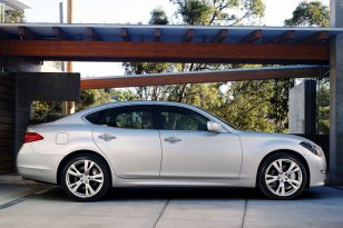 Infiniti M 2010 - 2014