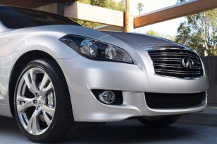 Infiniti M 2010 - 2014