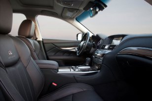 Infiniti M 2010 - 2014