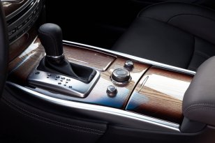 Infiniti M 2010 - 2014