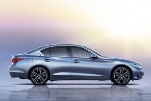 Infiniti Q50 2013
