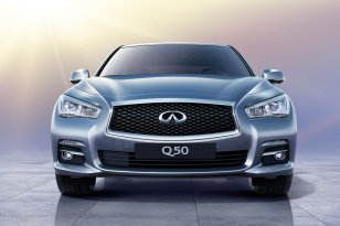Infiniti Q50 2013