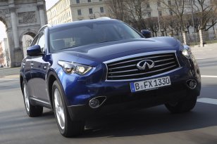 Infiniti QX70 2013
