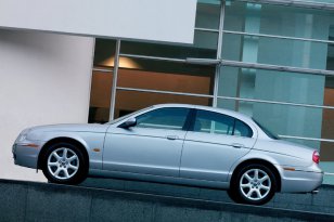Jaguar S-Type 2004 - 2007