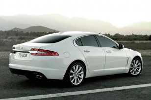Jaguar XF 2011