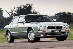 Jaguar XJ 