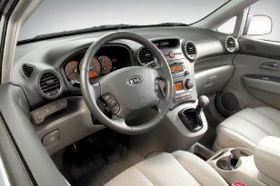 Kia Carens 2006 - 2011