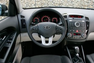 Kia Ceed 2009 - 2012
