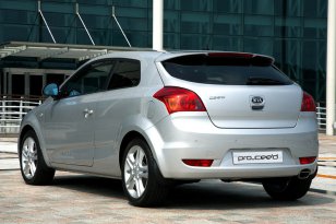 Kia Ceed 2008 - 2010