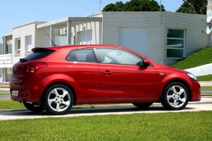 Kia Ceed 2008 - 2010