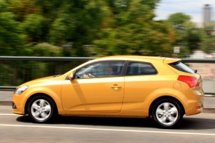 Kia Ceed 2011 - 2012