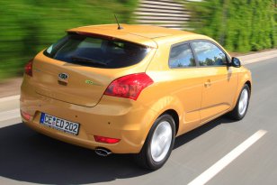 Kia Ceed 2011 - 2012