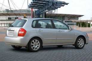 Kia Cerato 2004 - 2007