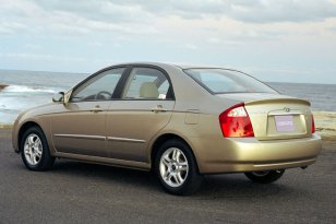 Kia Cerato 2004 - 2007
