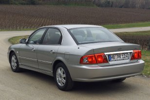 Kia Magentis 2003 - 2006