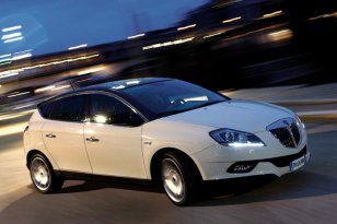 Lancia Delta 2008 - 2011